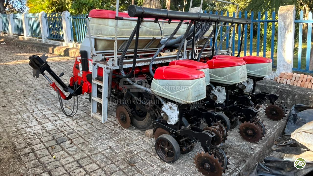 PLANTADEIRA JUMIL JM 3070 Jarrão Máquinas Agrícolas - Stara PASSOS MINAS GERAIS MG